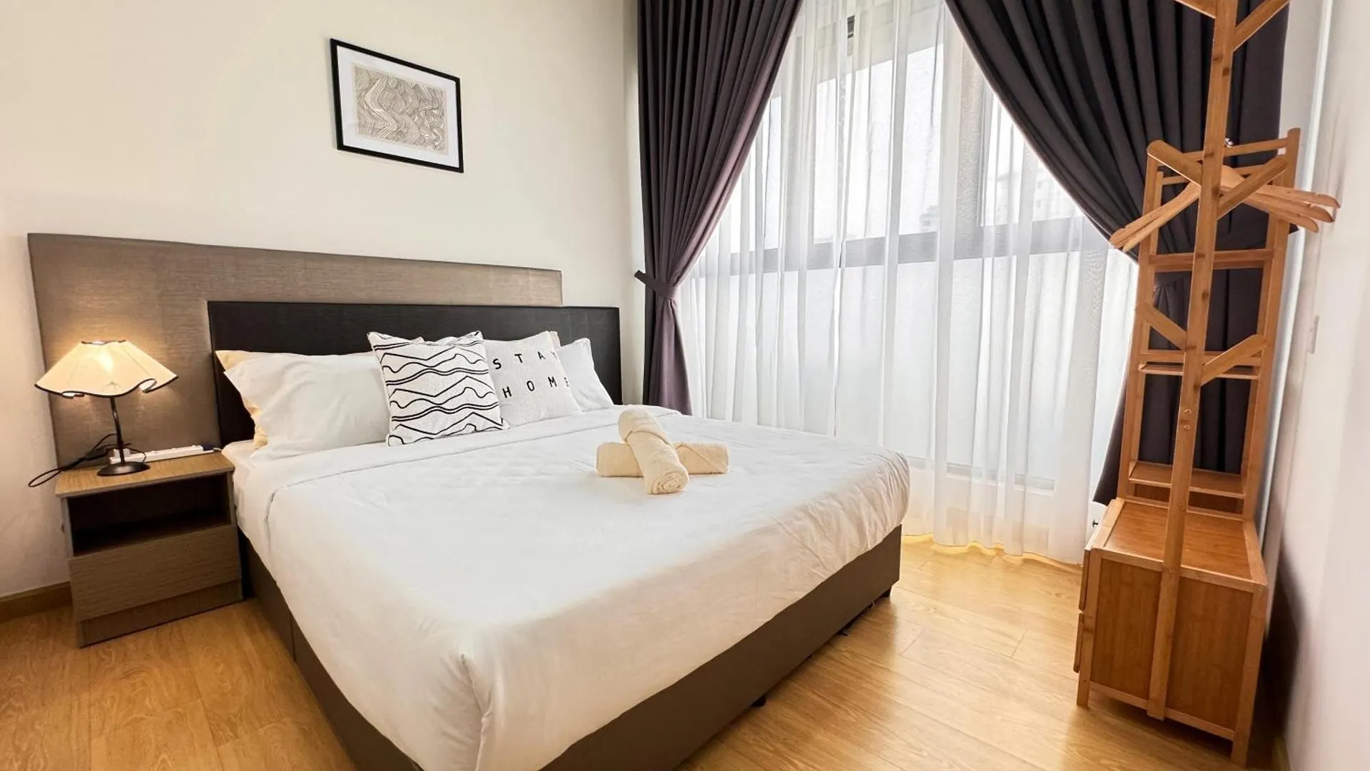 Apartment Beachfront Seaview 2Carparks, 6-10 Pax Netflix Johor Bahru